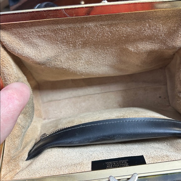 Vintage snap top purse. Black - Picture 14 of 14